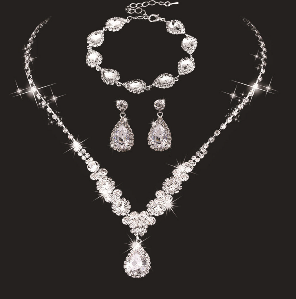 Manna Golden Trio Jewelry Set