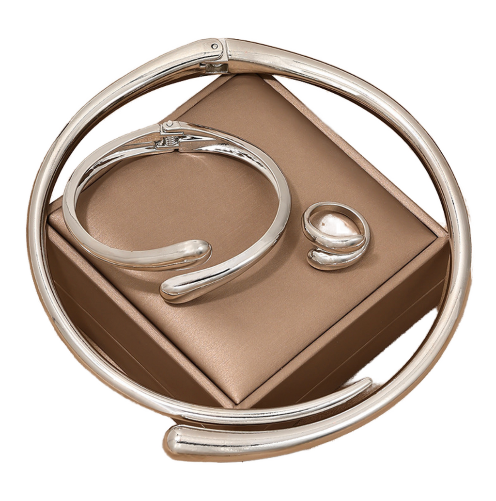 Aurelia Pearl Luxe Necklace