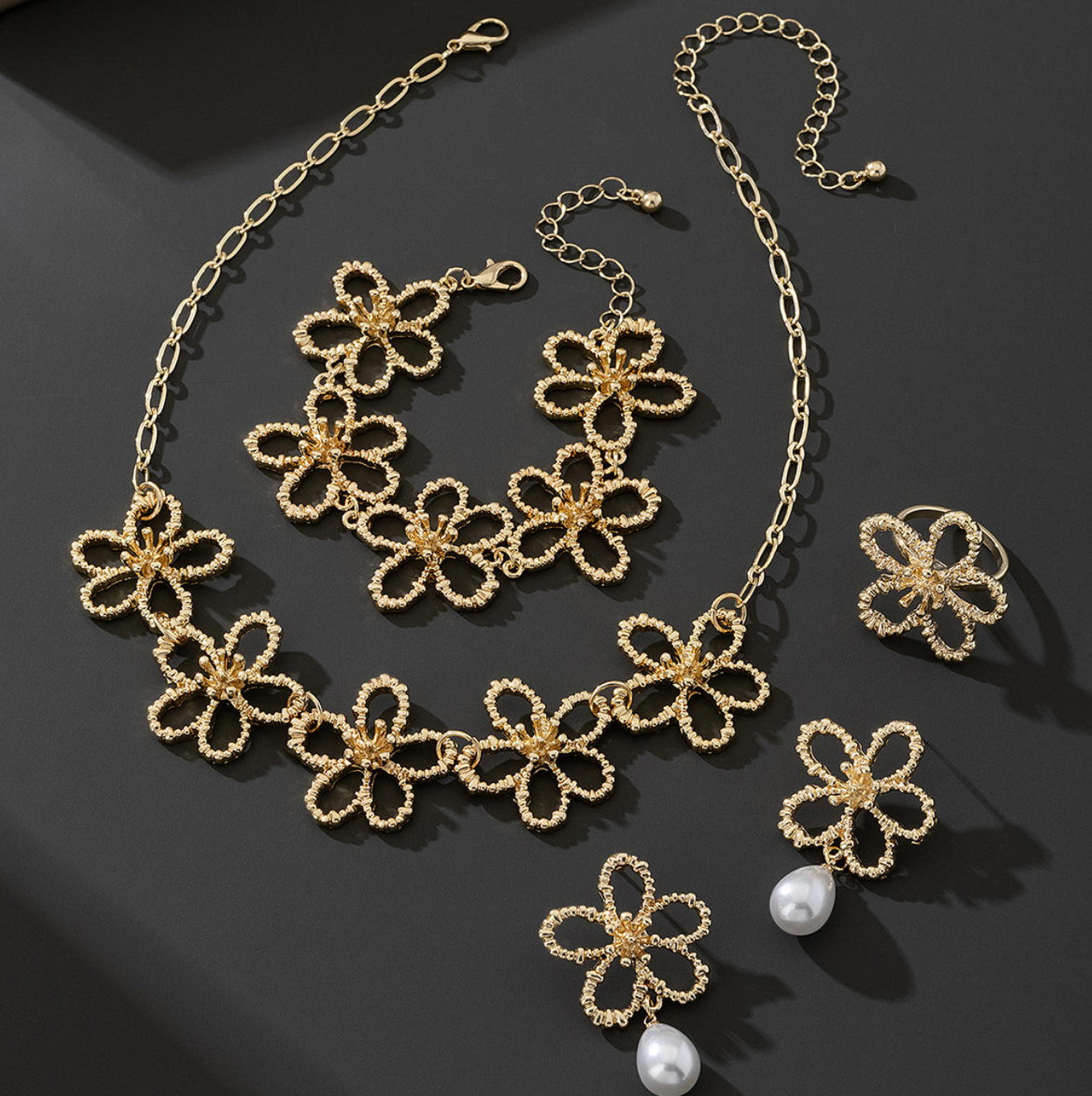 Golden Petal Elegance Necklace